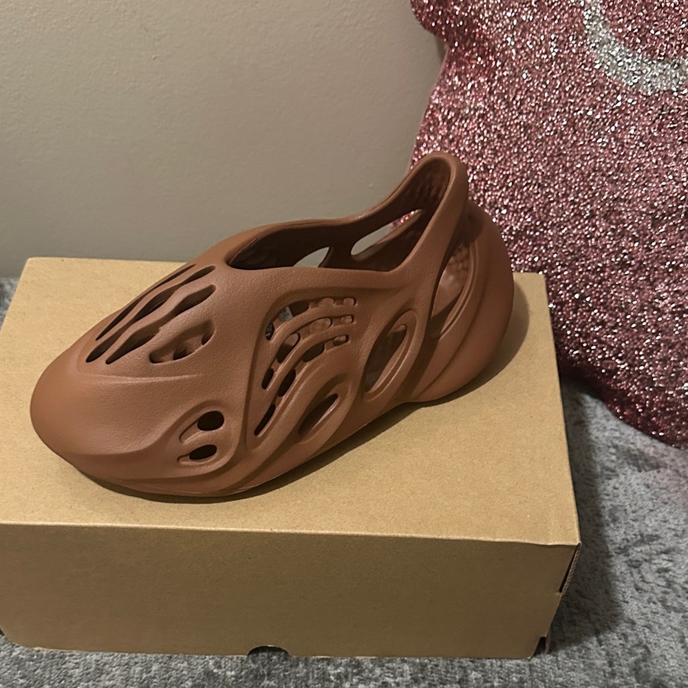Yeezy Brown Women's Mules
